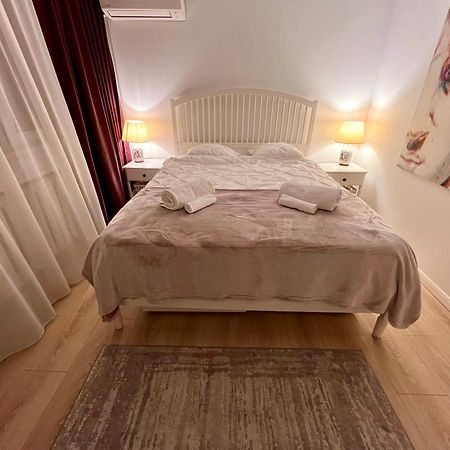 Modern & Cozy 2 Rooms Apartment บูคาเรสต์ ภายนอก รูปภาพ